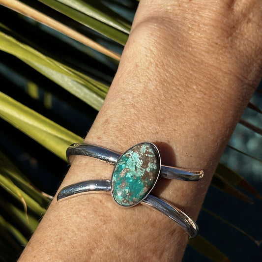 The Wave Turquoise Cuff